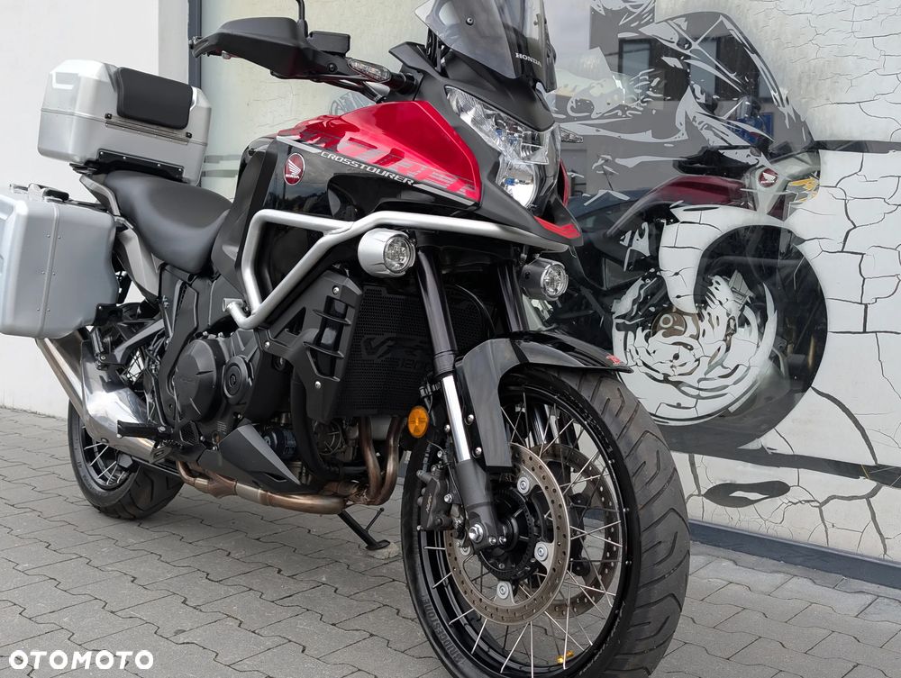 Honda VFR - 10