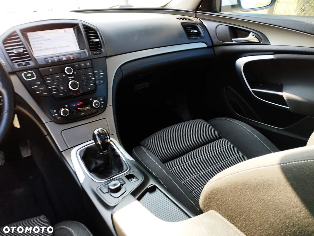 Opel Insignia 2.0 CDTI Cosmo S&S - 11