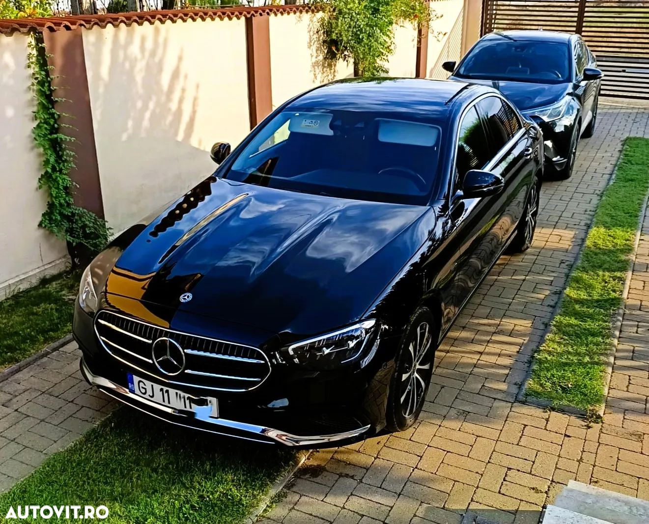 Mercedes-Benz E - 1