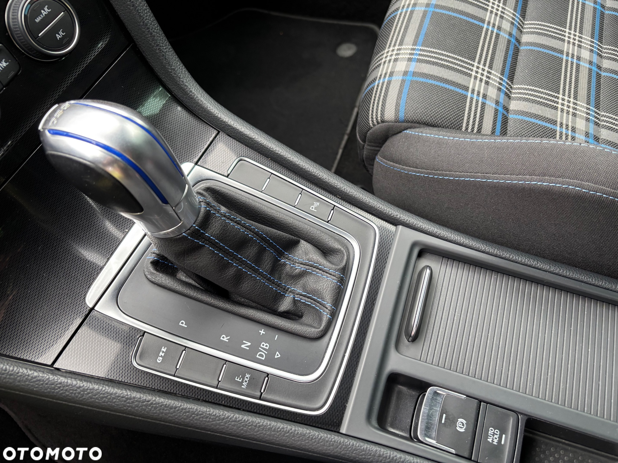 Volkswagen Golf VII 1.4 TSI Plug-In-Hybrid GTE - 28