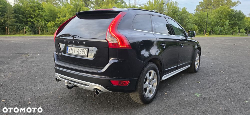 Volvo XC 60 D4 RDesign - 16