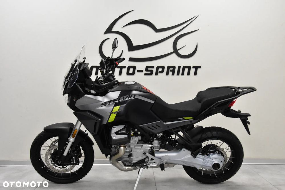 Moto Guzzi Stelvio - 3