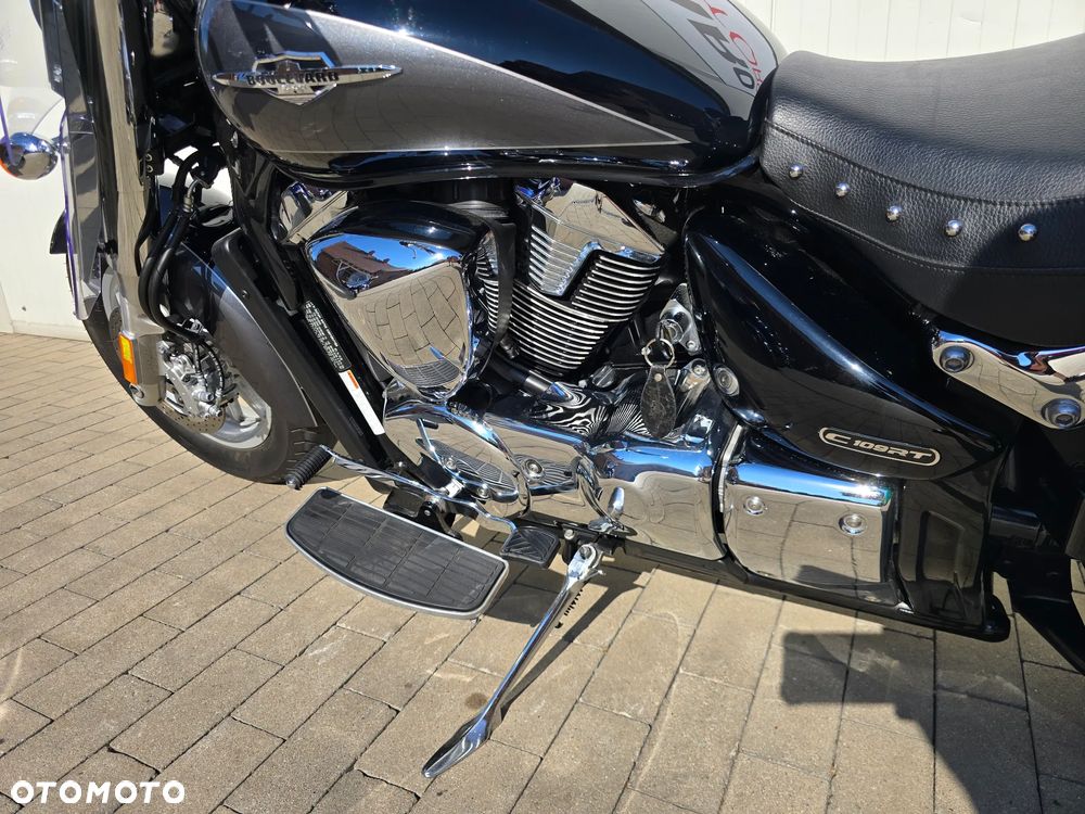 Suzuki Boulevard - 10