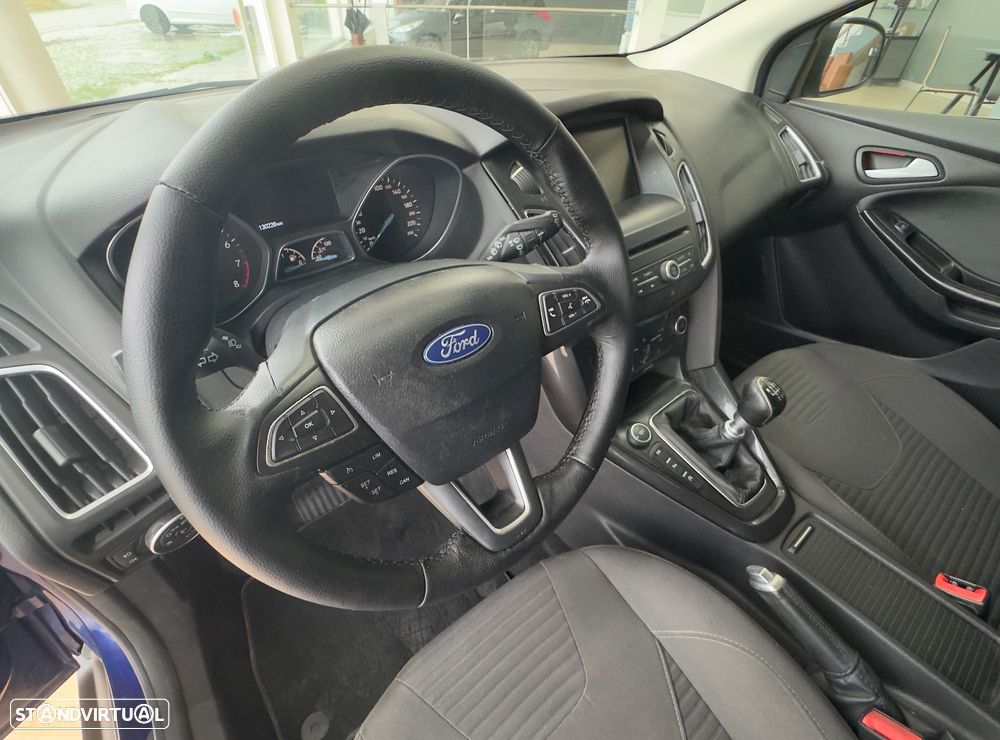 Ford Focus 1.0 SCTi Titanium - 9