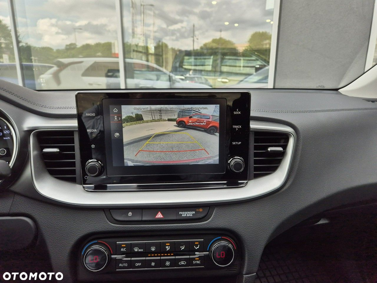 Kia XCeed - 26