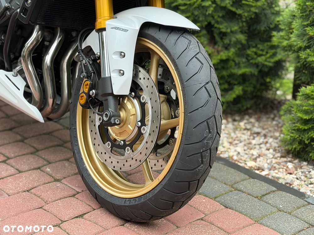 Yamaha FZ8 - 22