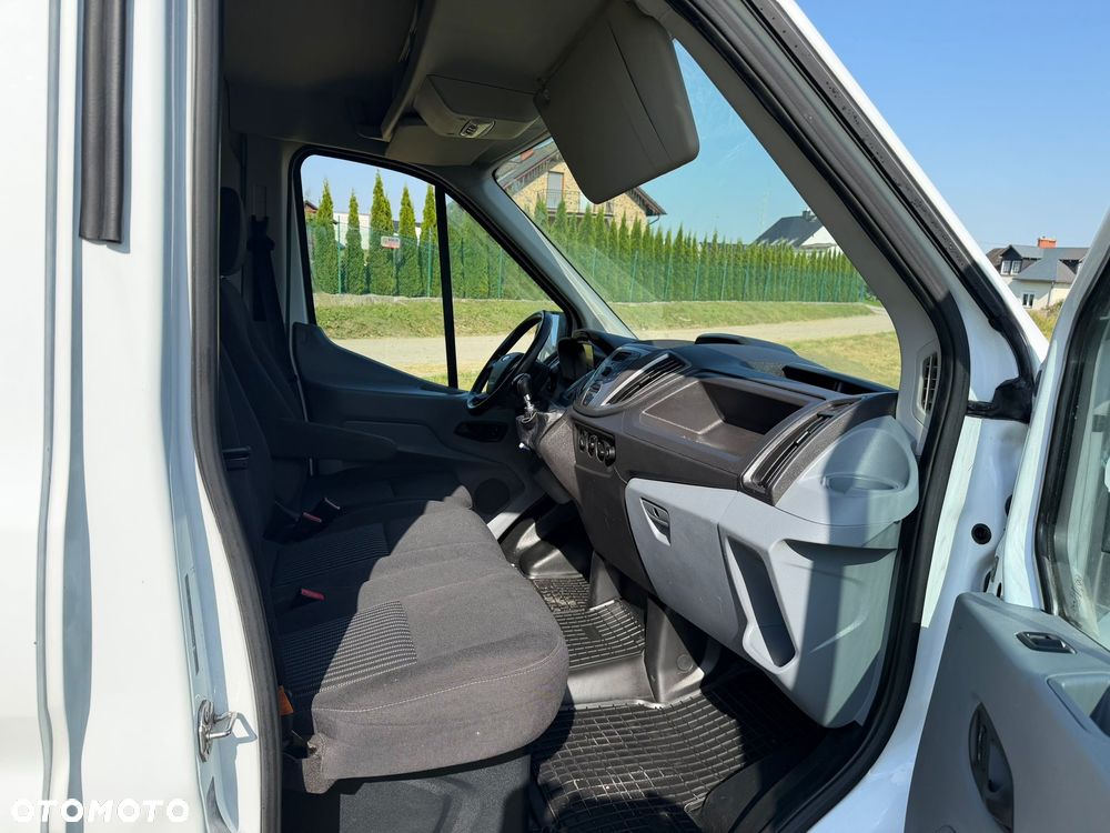 Ford Transit - 4