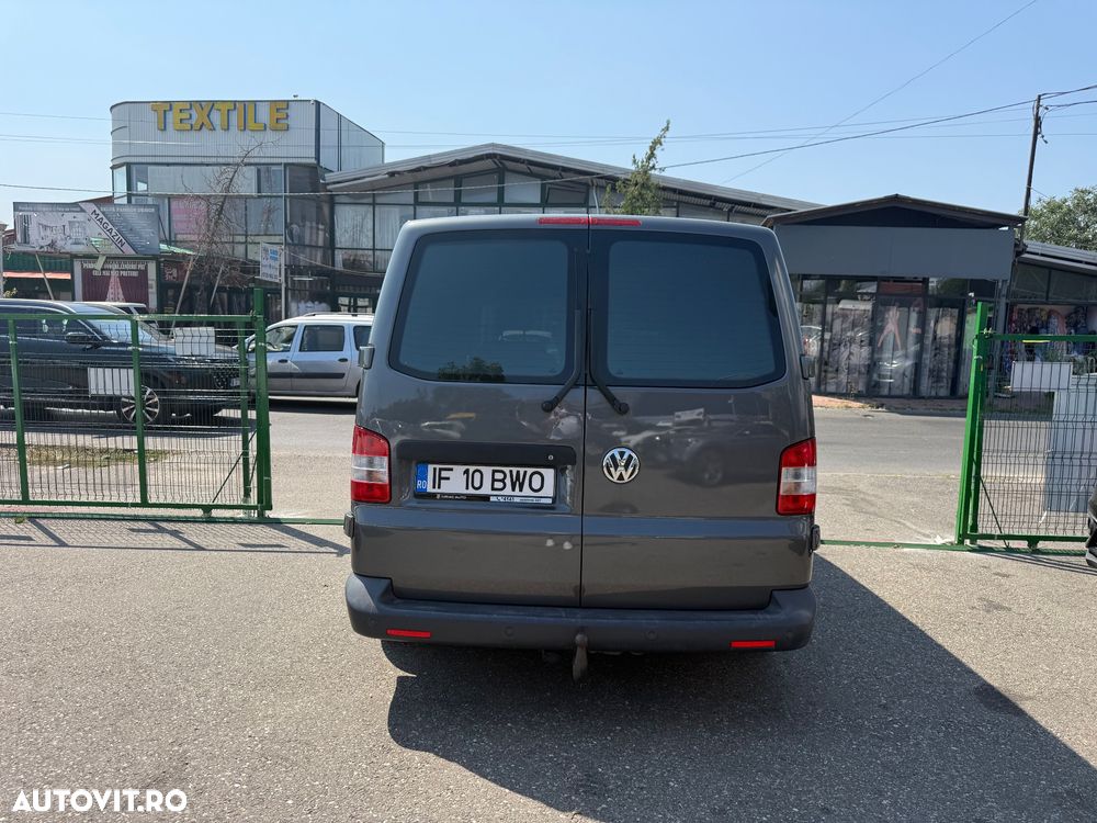 Volkswagen Transporter - 4