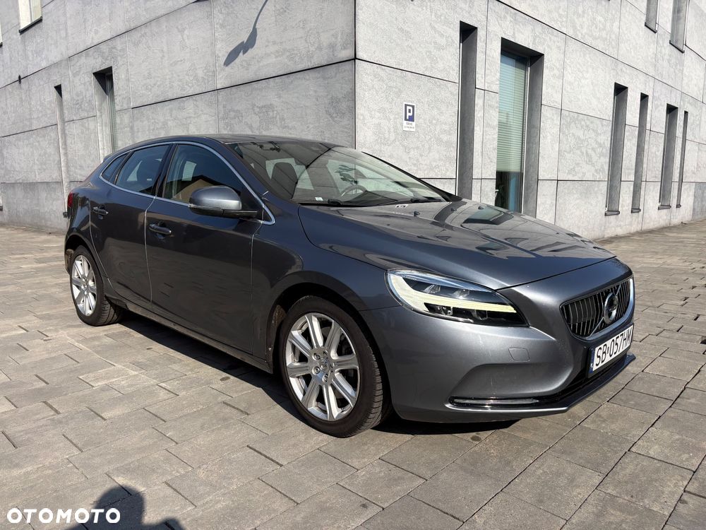 Volvo V40 D2 Geartronic Inscription - 1