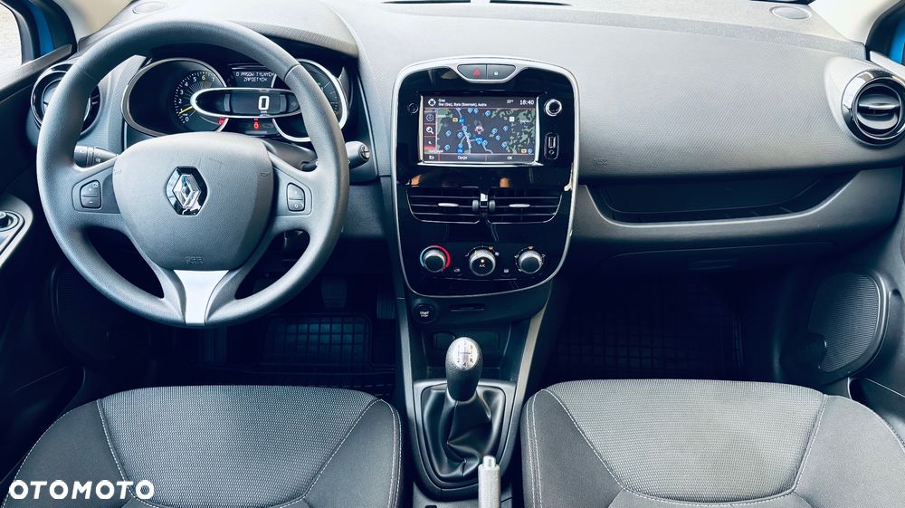 Renault Clio - 28