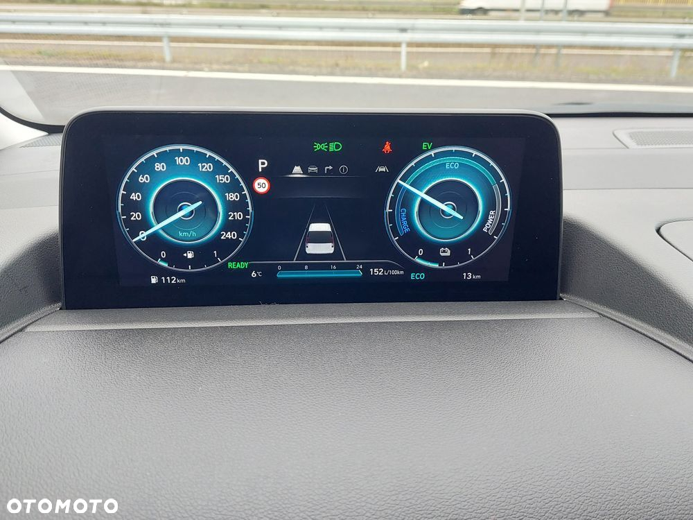 Hyundai Staria 1.6 T-GDI HEV Smart VIP - 12