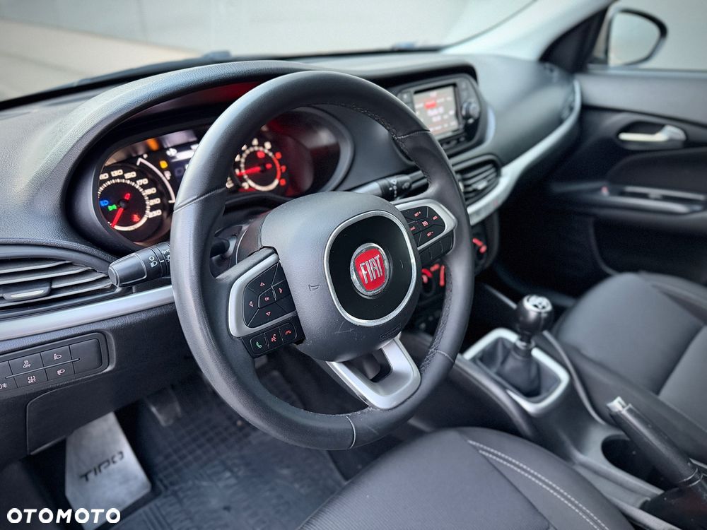 Fiat Tipo 1.4 16V Lounge - 37