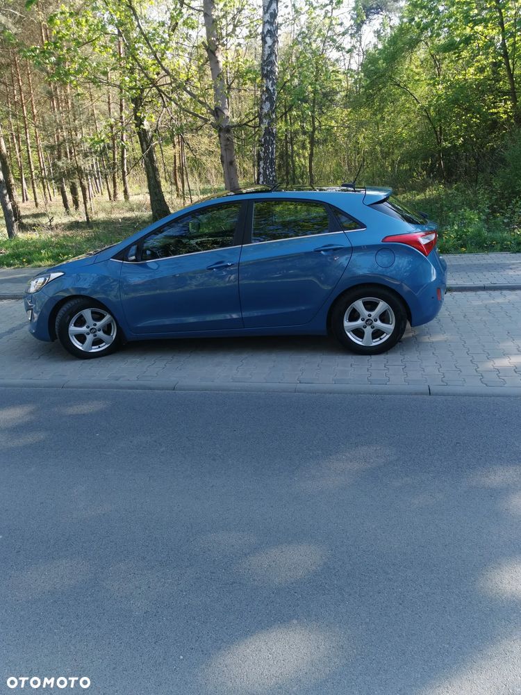 Hyundai i30 1.6 CRDi Premium - 23