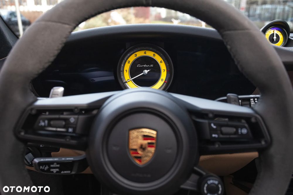 Porsche 911 Turbo S - 37