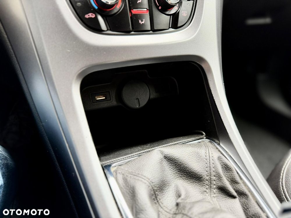 Opel Astra 1.6 Active - 32