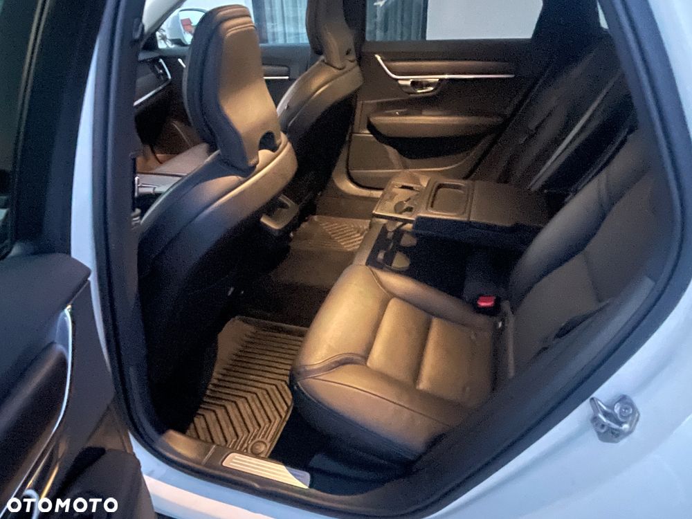 Volvo V90 Cross Country D5 AWD Geartronic Pro - 10