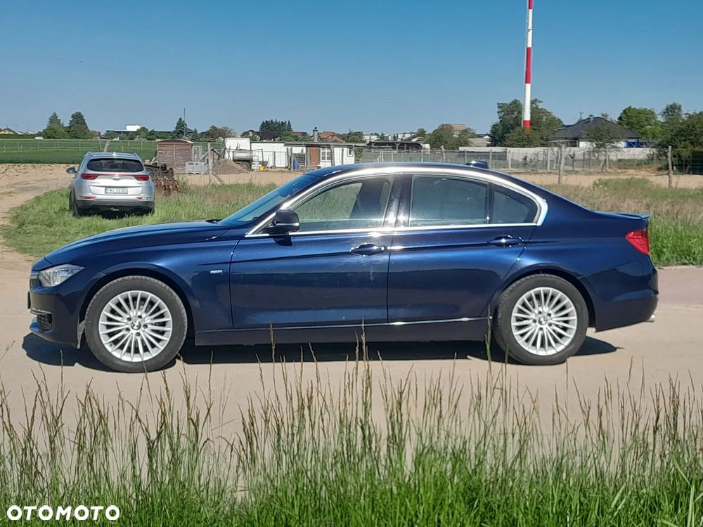 BMW Seria 3 320d Luxury Line - 3