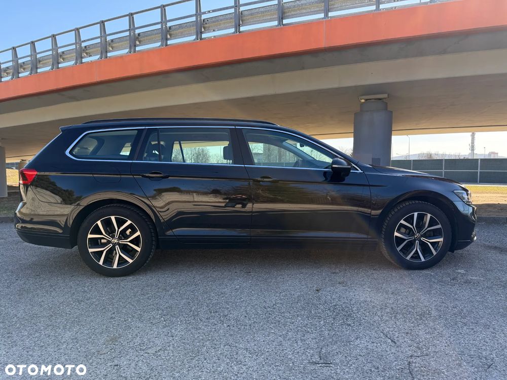 Volkswagen Passat 1.5 TSI EVO Business - 12