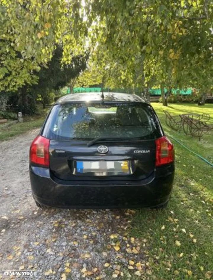 Toyota Corolla - 2