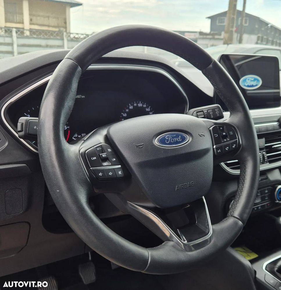 Ford Focus 1.5 EcoBlue Start-Stopp-System TITANIUM X - 19