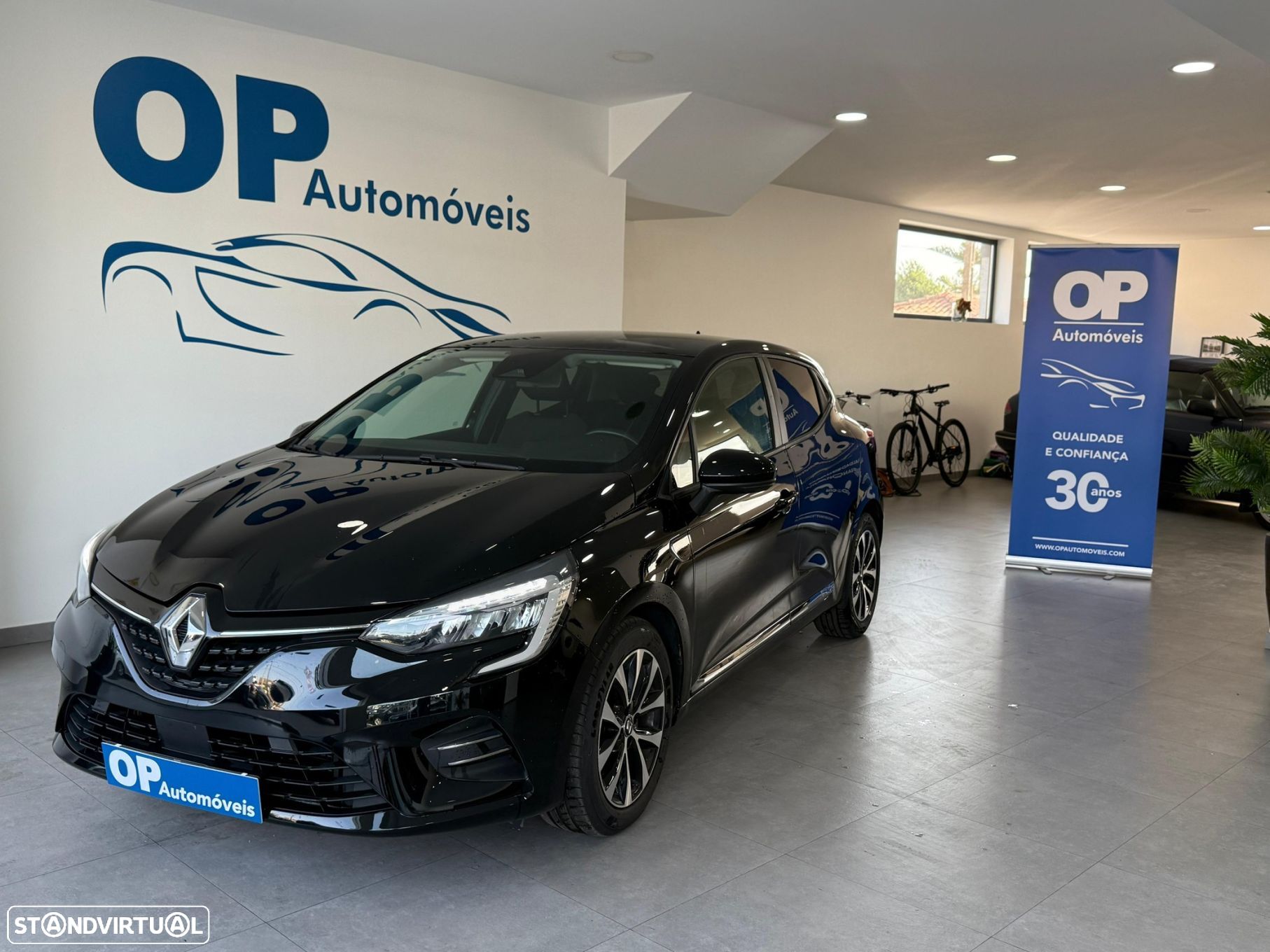 Renault Clio 1.0 TCe Intens Bi-Fuel - 1