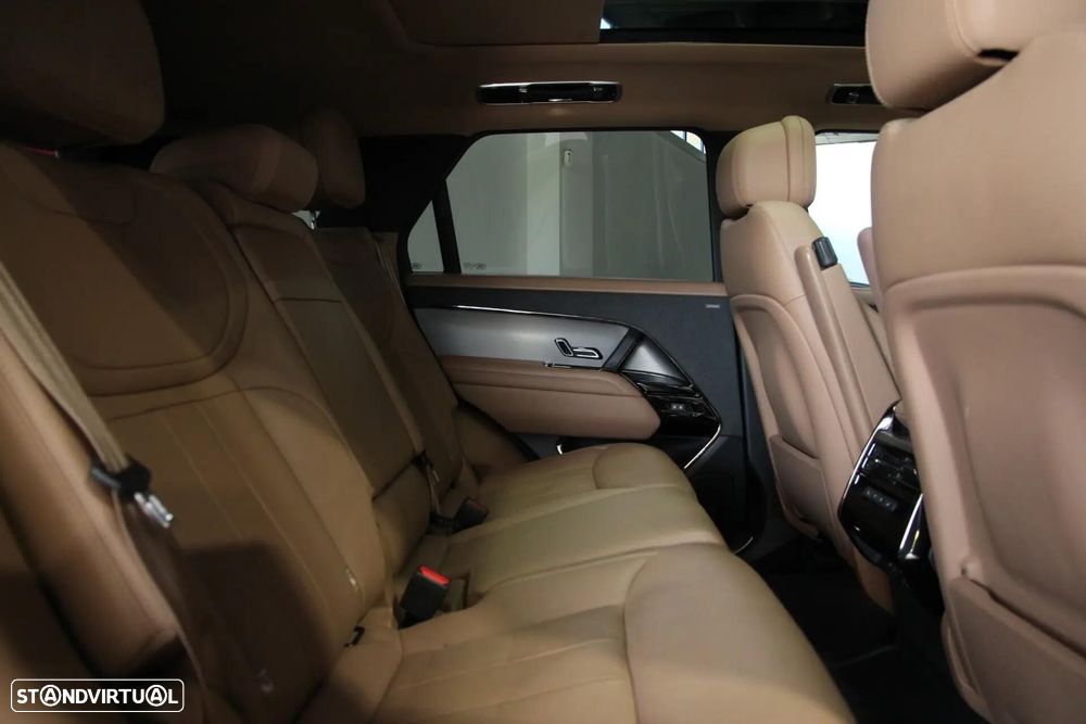 Land Rover Range Rover Sport 3.0 P440e Dynamic SE - 28