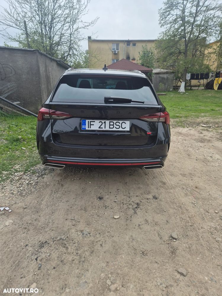 Skoda Octavia 2.0 TDI DSG RS - 3
