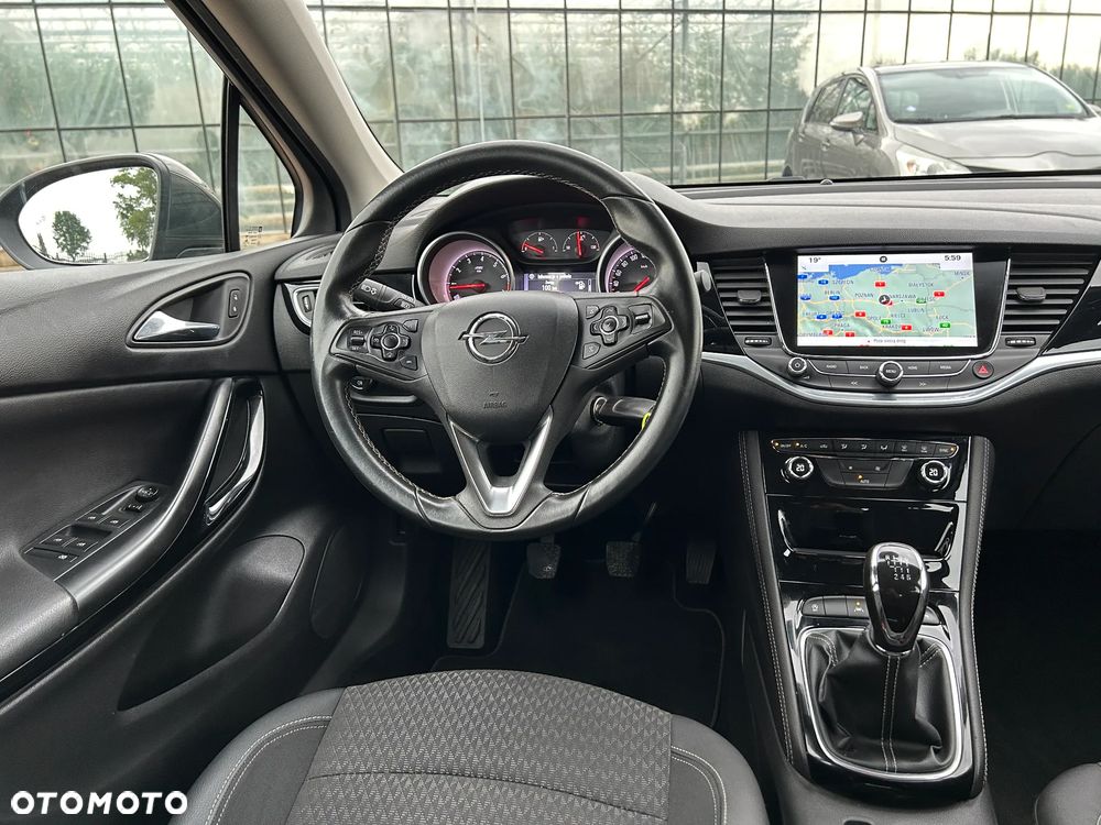 Opel Astra 1.4 Turbo Innovation - 22