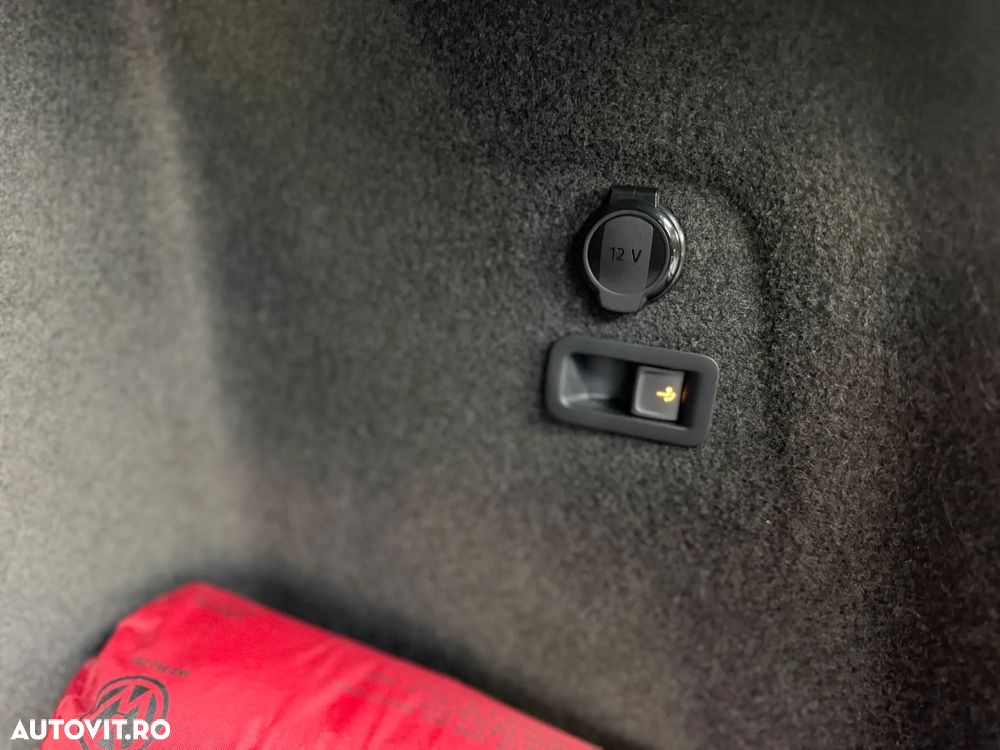 Volkswagen Golf - 14