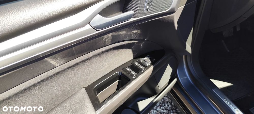 Ford Mondeo 2.0 TDCi Titanium PowerShift - 14