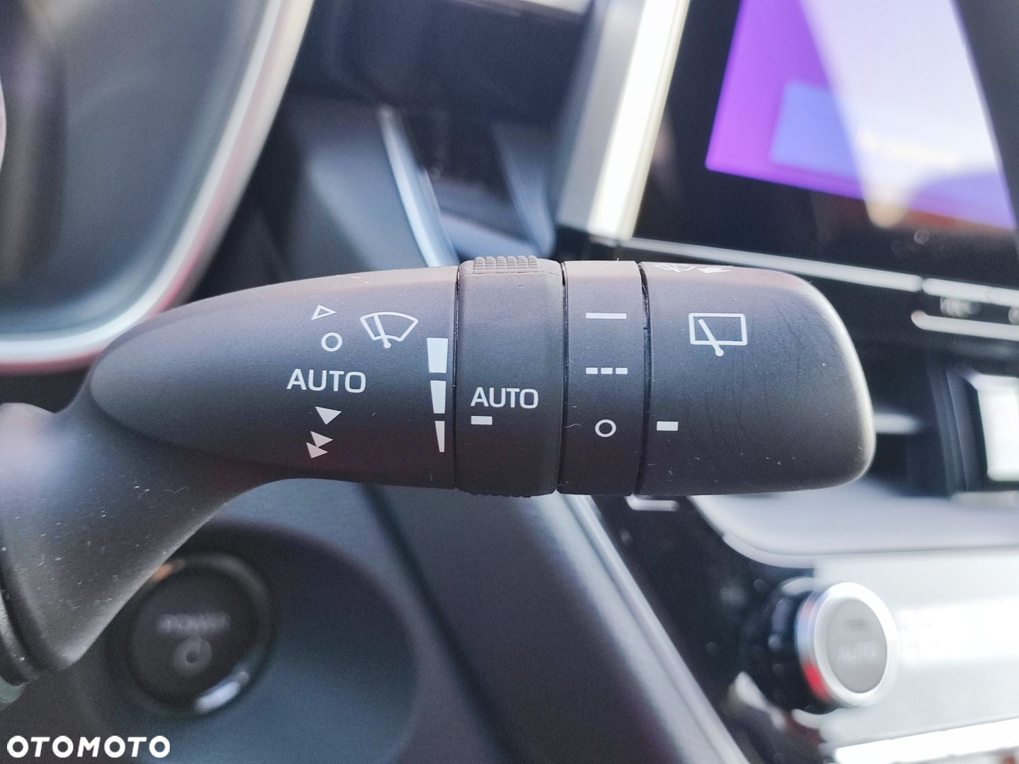 Toyota Corolla Cross 1.8 Hybrid Style - 18