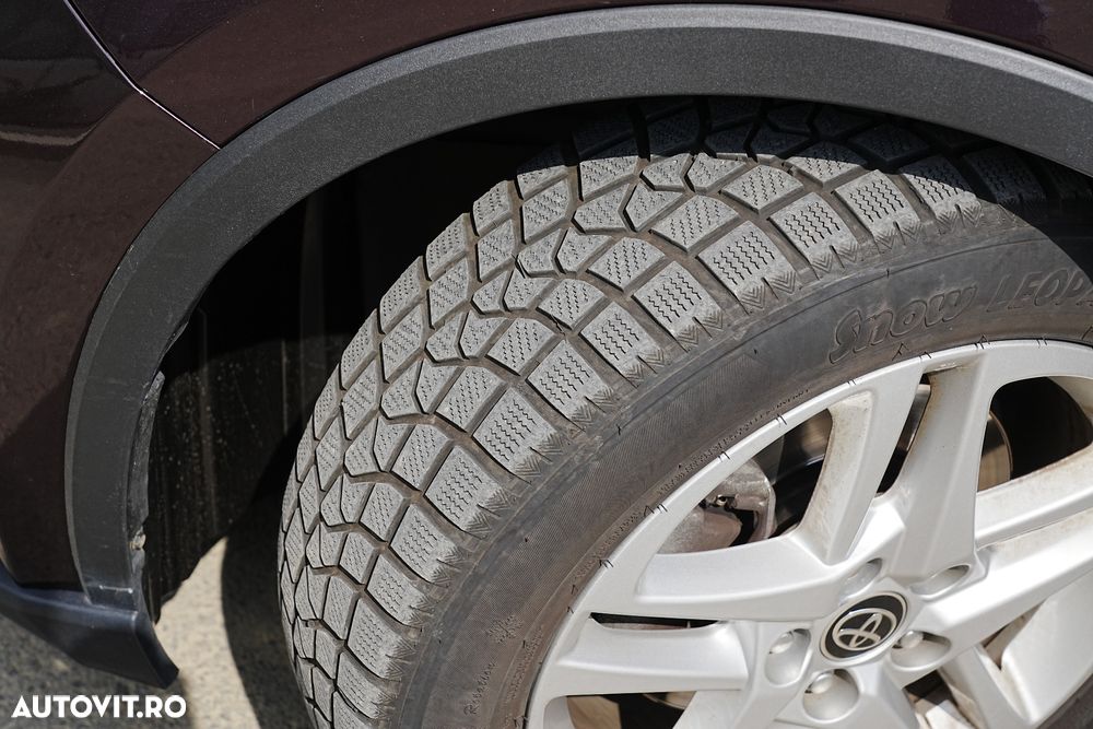 Toyota C-HR 1.8 HSD 122 CP 4x2 CVT Core - 14
