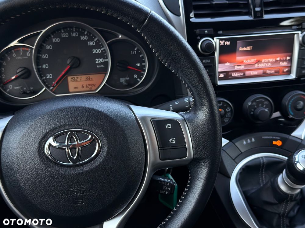 Toyota Verso S 1.33 Premium - 17