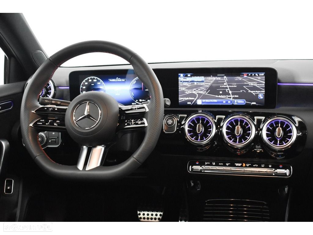 Mercedes-Benz A 250 e - 13