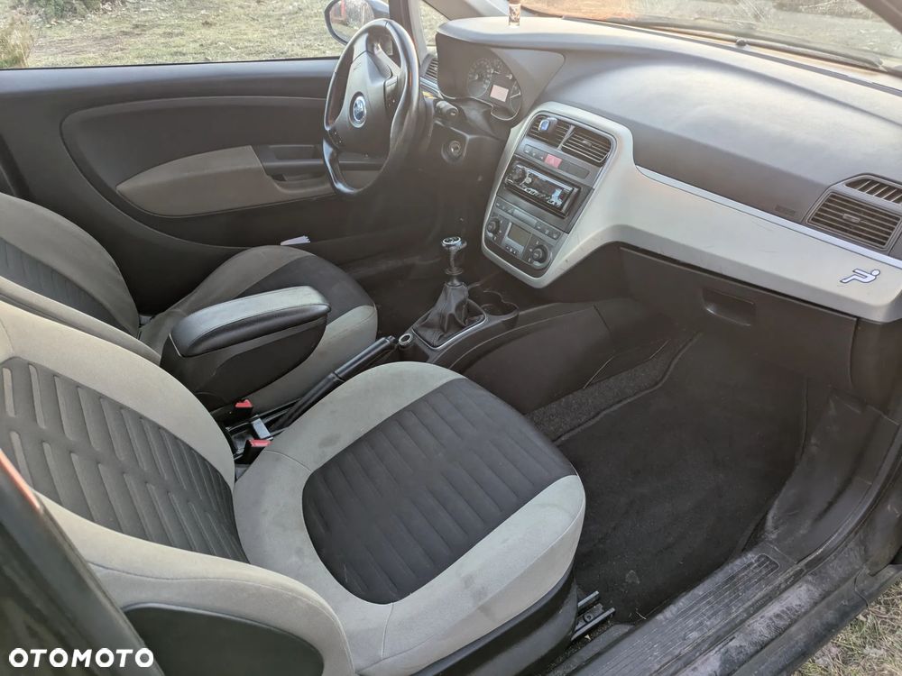 Fiat Grande Punto 1.4 8V - 16