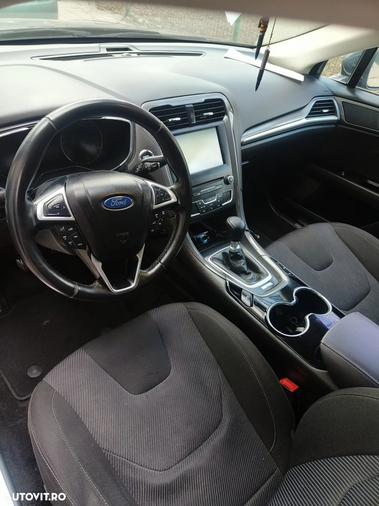 Ford Mondeo - 8