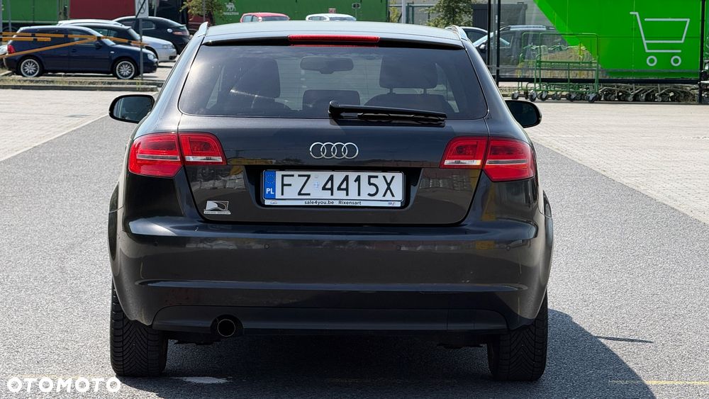 Audi A3 Sportback 2.0 TDI Attraction S tronic - 8