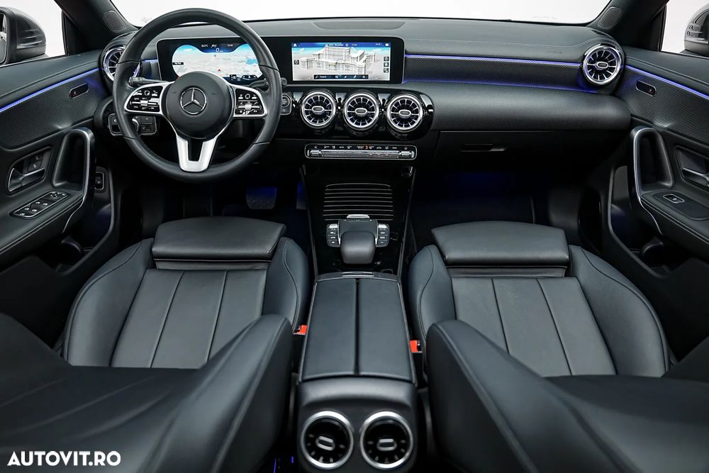 Mercedes-Benz CLA 200 7G-DCT Edition Progressive Line - 2
