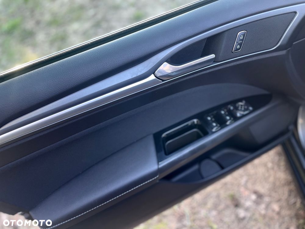 Ford Mondeo 2.0 TDCi Allrad Titanium - 30