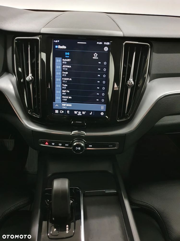 Volvo XC 60 B4 D AWD Geartronic Inscription - 12