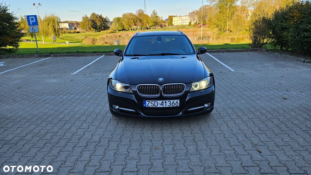 BMW Seria 3 320d xDrive - 2