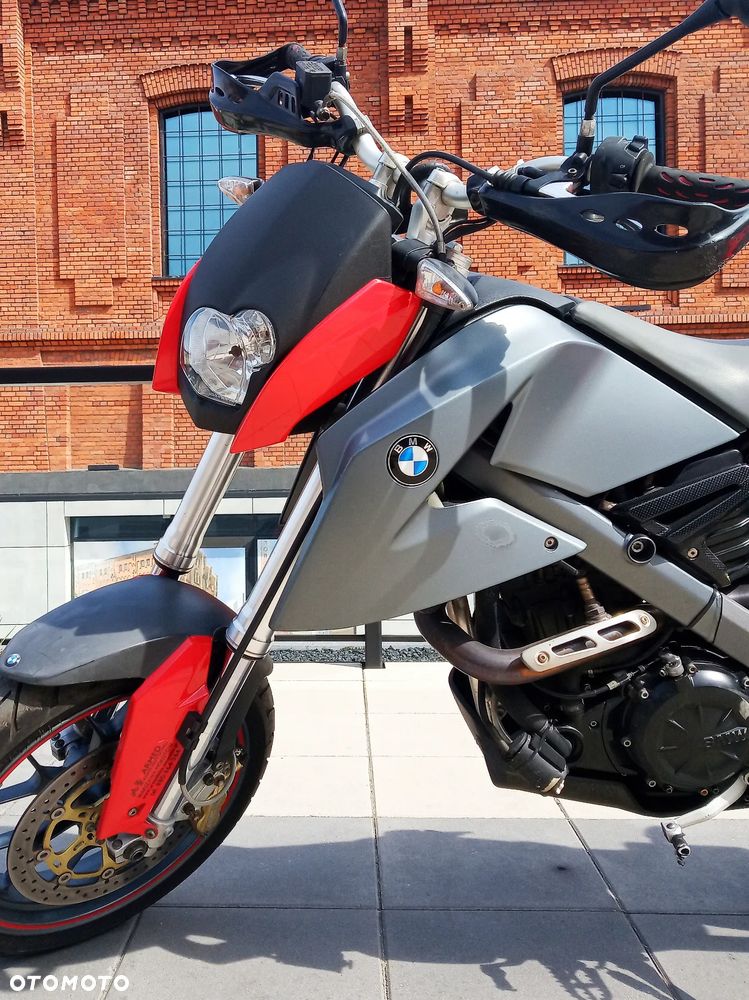 BMW G - 7