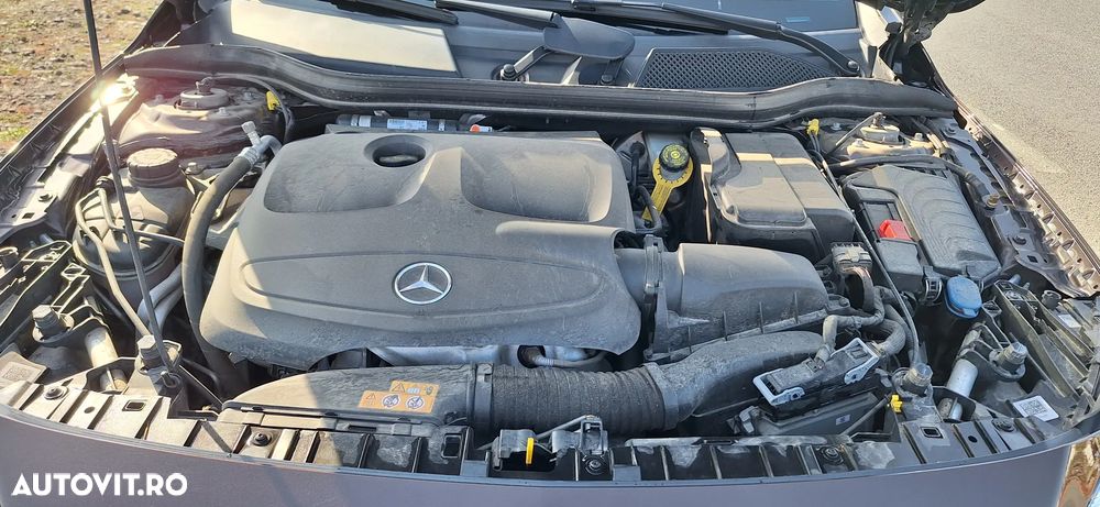 Mercedes-Benz GLA 250 4Matic 7G-DCT AMG Line - 5