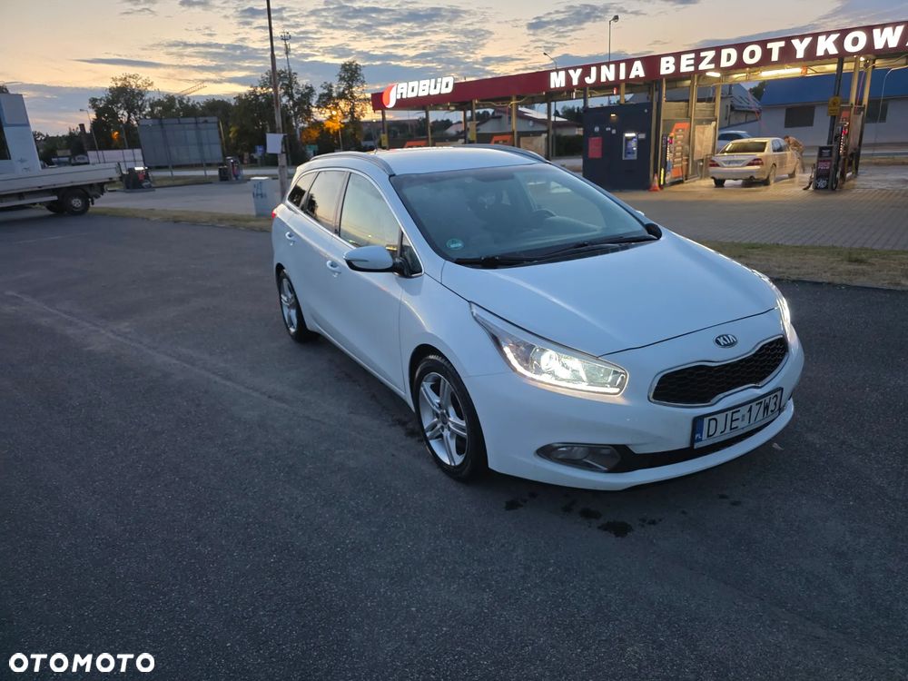 Kia Ceed 1.6 GDI L Business Line - 4