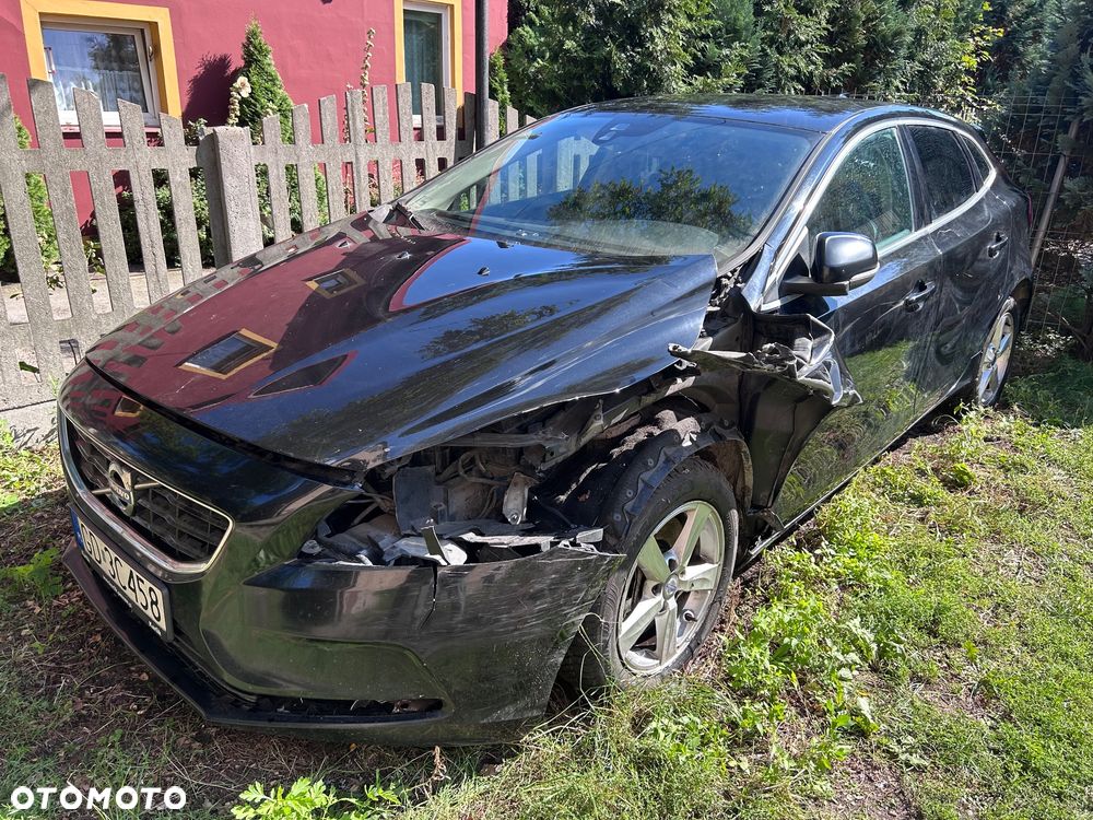 Volvo V40 ver-d3-drive--e-momentum - 13