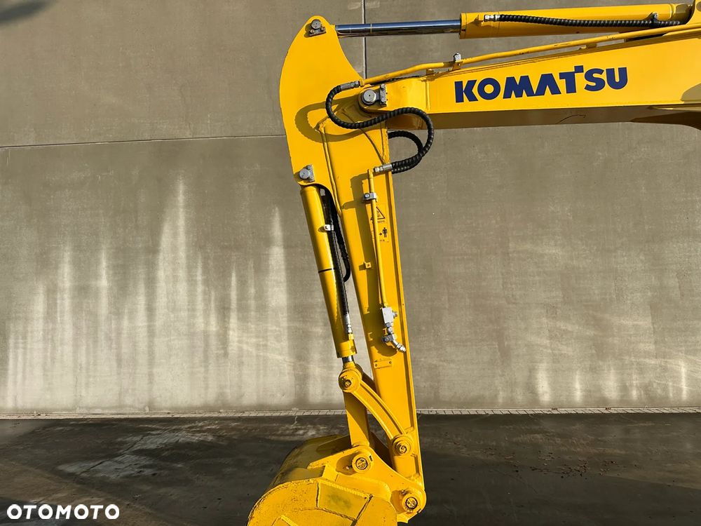 Komatsu PC56 - 5