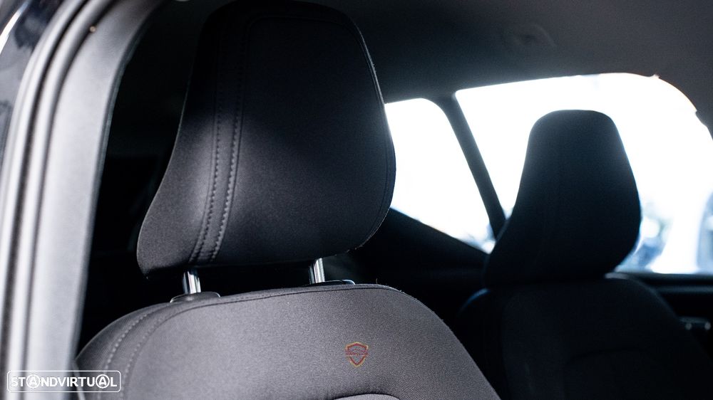 Volvo XC 40 1.5 T3 Momentum Geartronic - 34