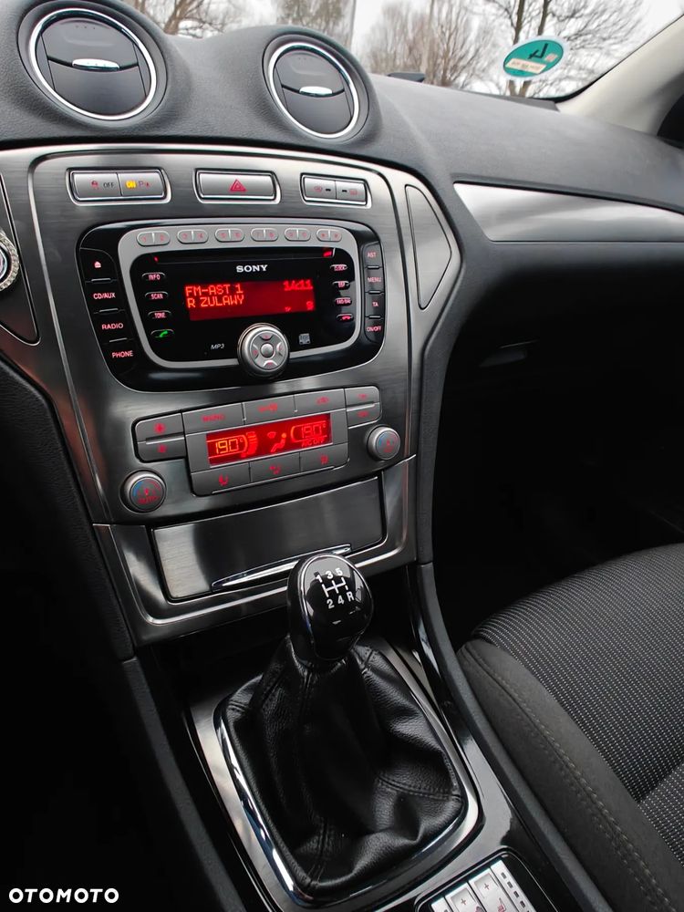 Ford Mondeo 2.0 Viva Titanium - 8