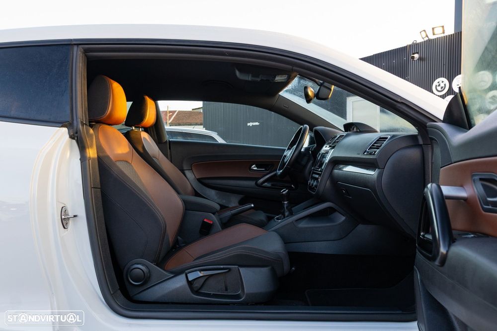 VW Scirocco 2.0 TDI Blue Motion Technologie Allstar - 16