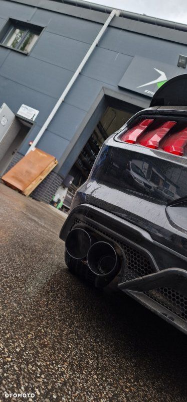 Ford Mustang 5.0 V8 GT - 10